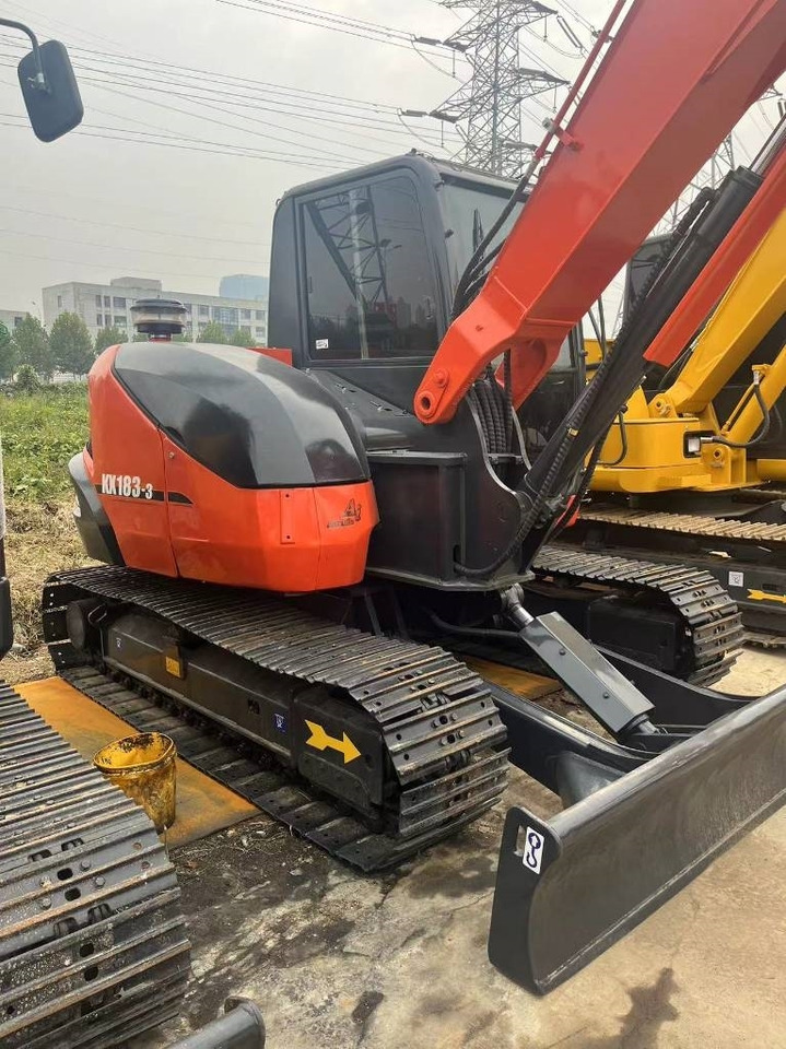 Kubota 183 - Crawler excavator: picture 3 Kubota 183 - Crawler excavator: picture 3