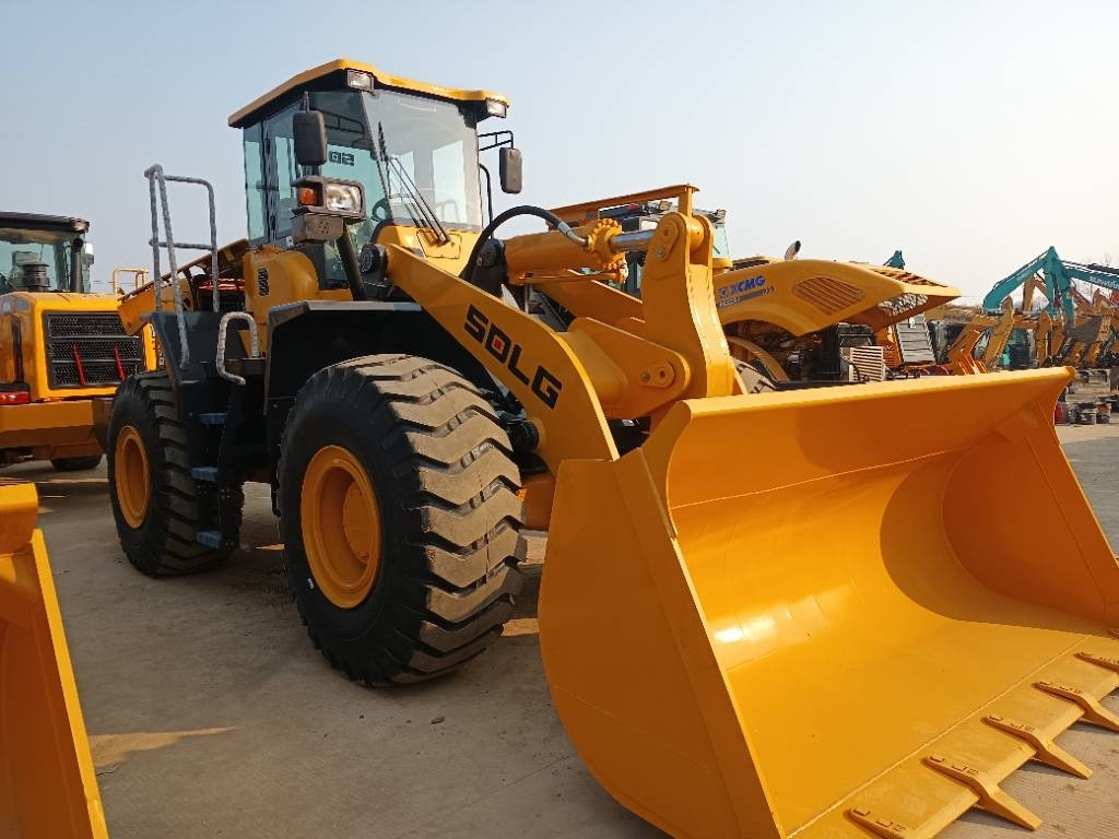 临工 LG956L - Backhoe loader: picture 1 临工 LG956L - Backhoe loader: picture 1