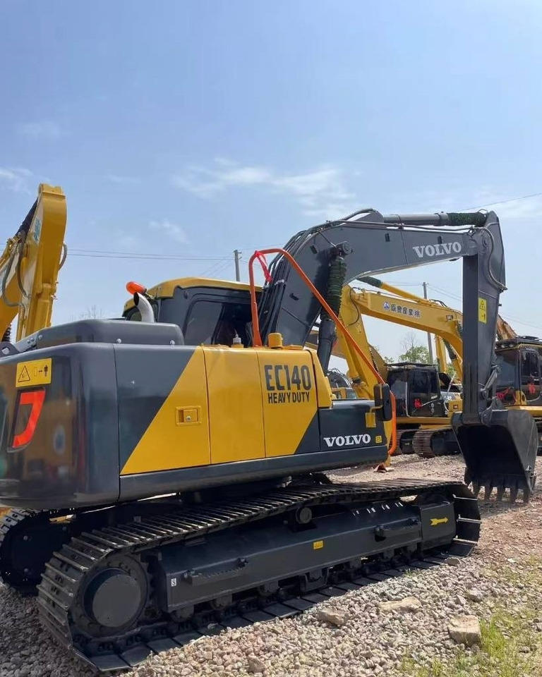 Volvo 140 - Crawler excavator: picture 5 Volvo 140 - Crawler excavator: picture 5