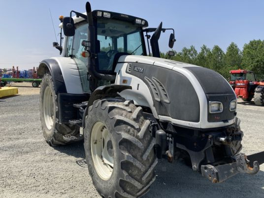 Valtra T 152 - Farm tractor: picture 4 Valtra T 152 - Farm tractor: picture 4