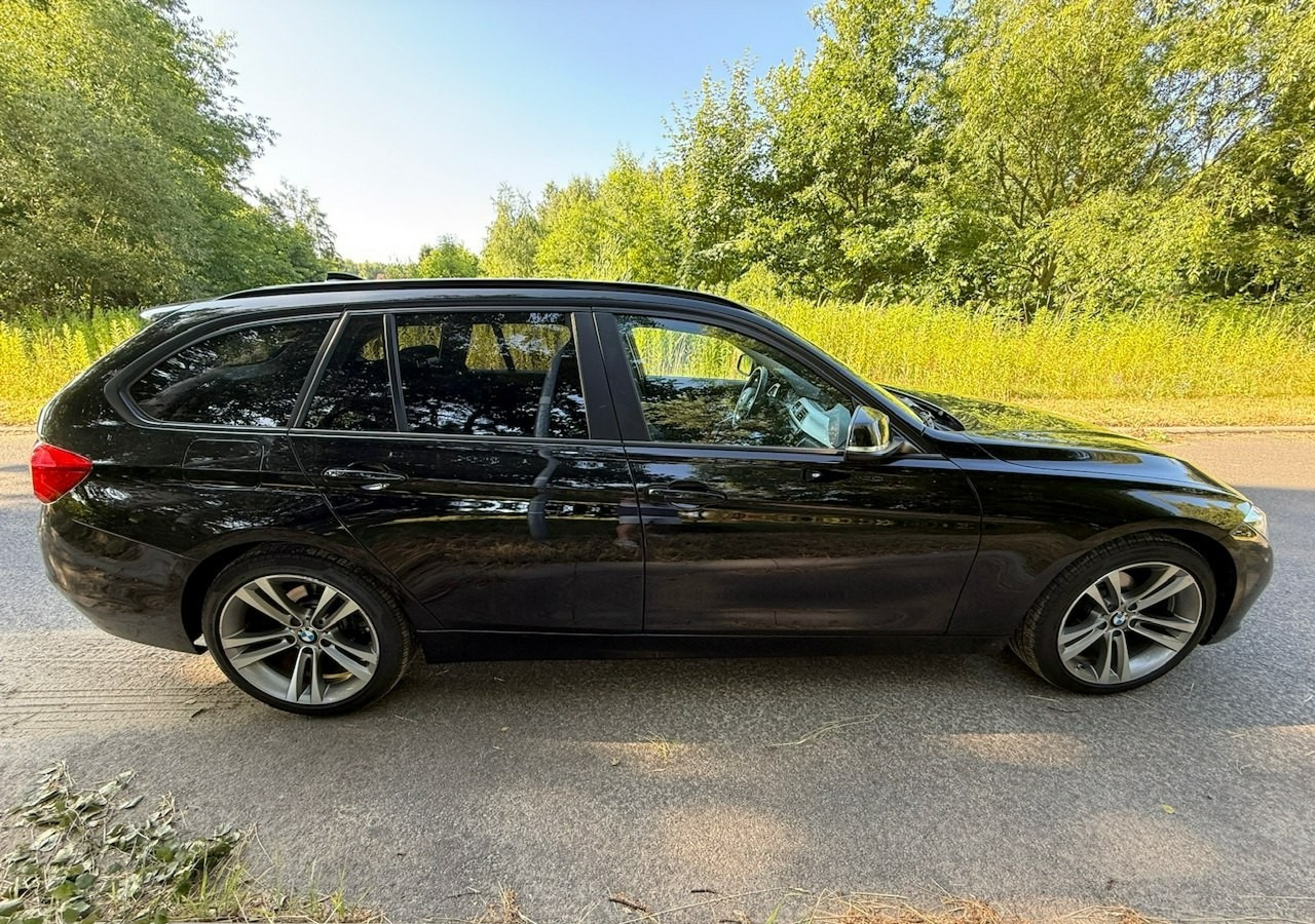 BMW SERIA 3 V (F30/F31/F34) BMW SERIA 3 318d 150KM Automat SportLine*AdaptiveLed*Navi*Półskóra*SerwisBMW* FV - Estate car: picture 5 BMW SERIA 3 V (F30/F31/F34) BMW SERIA 3 318d 150KM Automat SportLine*AdaptiveLed*Navi*Półskóra*SerwisBMW* FV - Estate car: picture 5