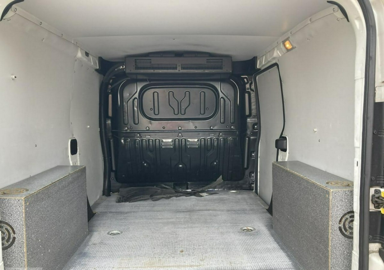 Fiat Doblo Fiat Doblo 1,6 jtd ECO Flex chłodnia do leków 2017 - Refrigerated delivery van: picture 4 Fiat Doblo Fiat Doblo 1,6 jtd ECO Flex chłodnia do leków 2017 - Refrigerated delivery van: picture 4