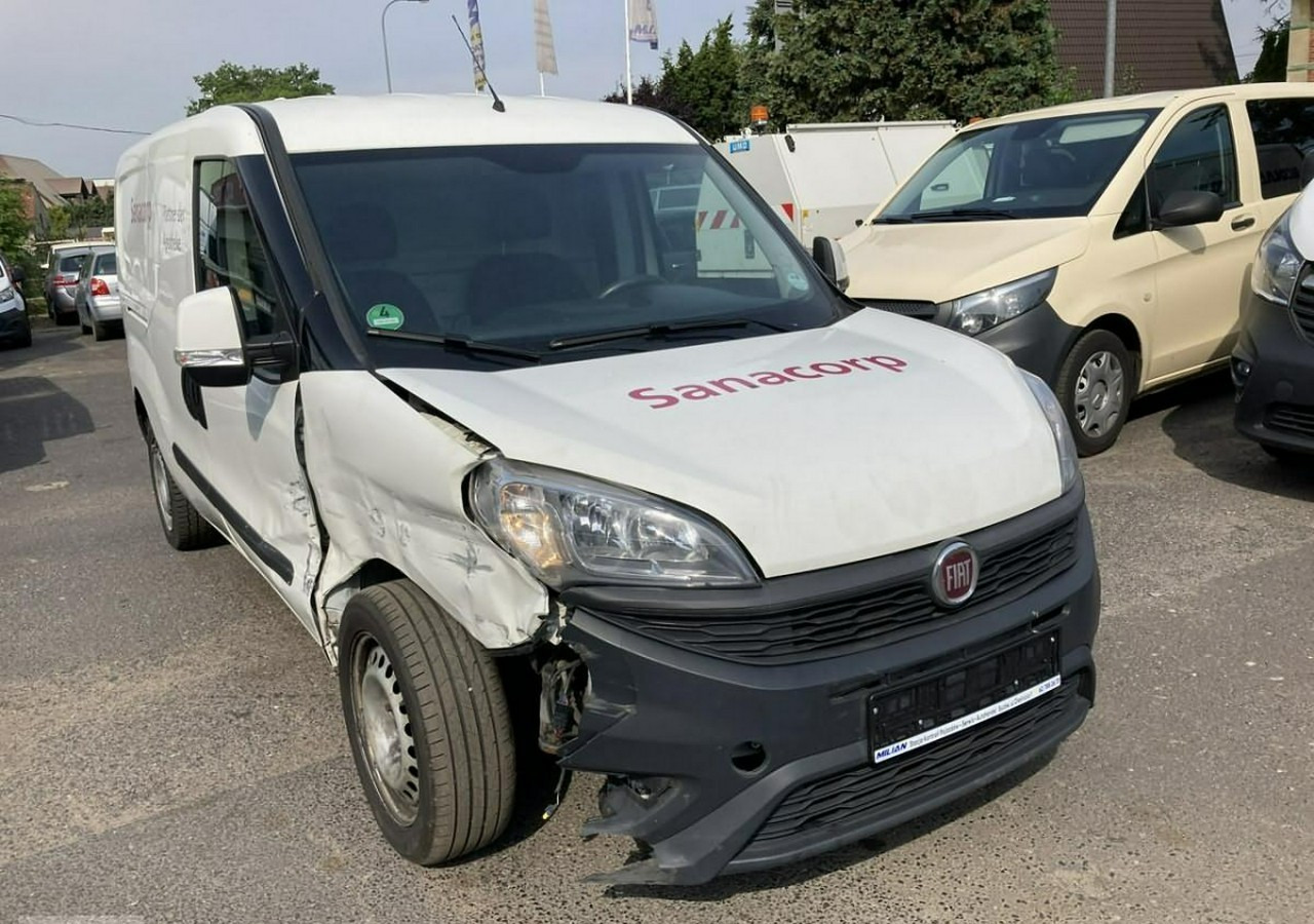Fiat Doblo Fiat Doblo 1,6 jtd ECO Flex chłodnia do leków 2017 - Refrigerated delivery van: picture 3 Fiat Doblo Fiat Doblo 1,6 jtd ECO Flex chłodnia do leków 2017 - Refrigerated delivery van: picture 3