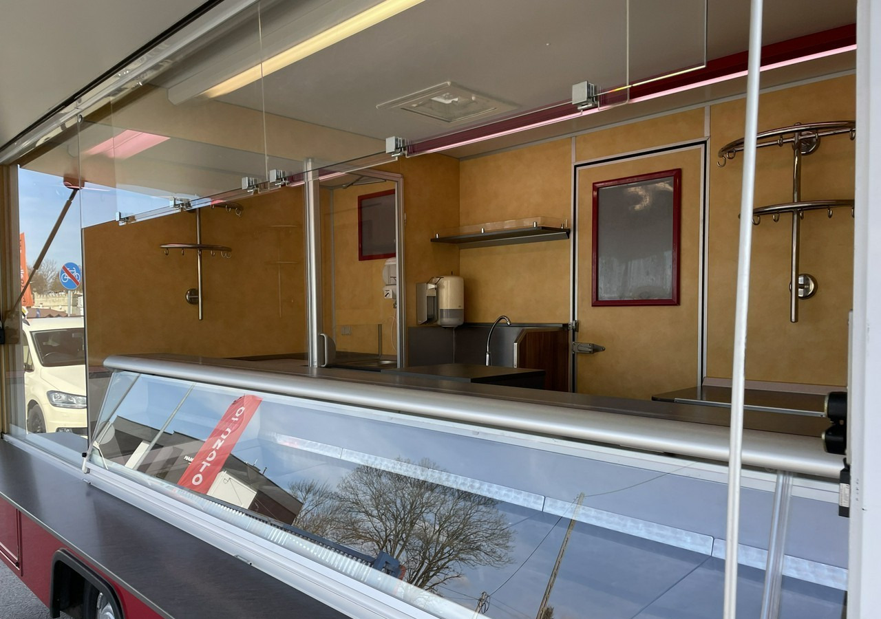 Fiat Ducato Autosklep Gastronomiczny Food Truck Foodtruck sklep W-zasil Borco 20 - Vending truck: picture 3 Fiat Ducato Autosklep Gastronomiczny Food Truck Foodtruck sklep W-zasil Borco 20 - Vending truck: picture 3