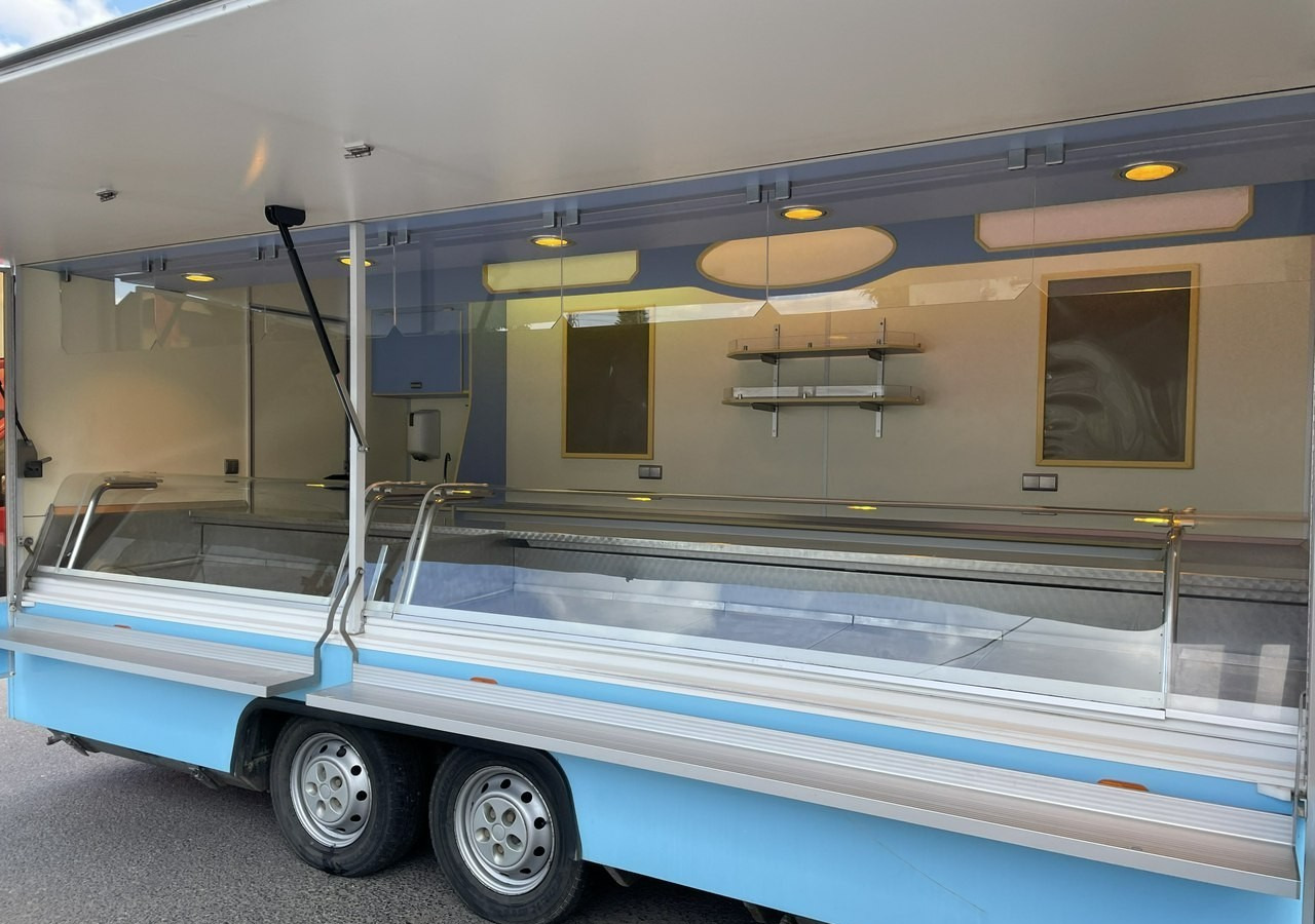 Fiat Ducato Autosklep Wędlin Gastronomiczny Food Truck Foodtruck Sklep bar 2006 - Vending truck: picture 5 Fiat Ducato Autosklep Wędlin Gastronomiczny Food Truck Foodtruck Sklep bar 2006 - Vending truck: picture 5