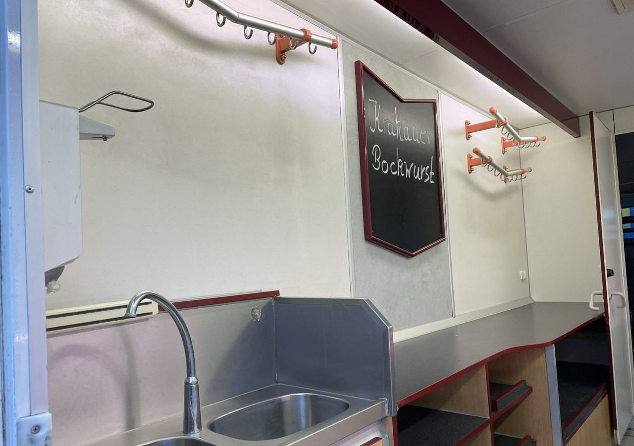 Fiat Ducato Autosklep Wędlin Gastronomiczny food truck foodtruck sklep Borco 200 - Vending truck: picture 5 Fiat Ducato Autosklep Wędlin Gastronomiczny food truck foodtruck sklep Borco 200 - Vending truck: picture 5