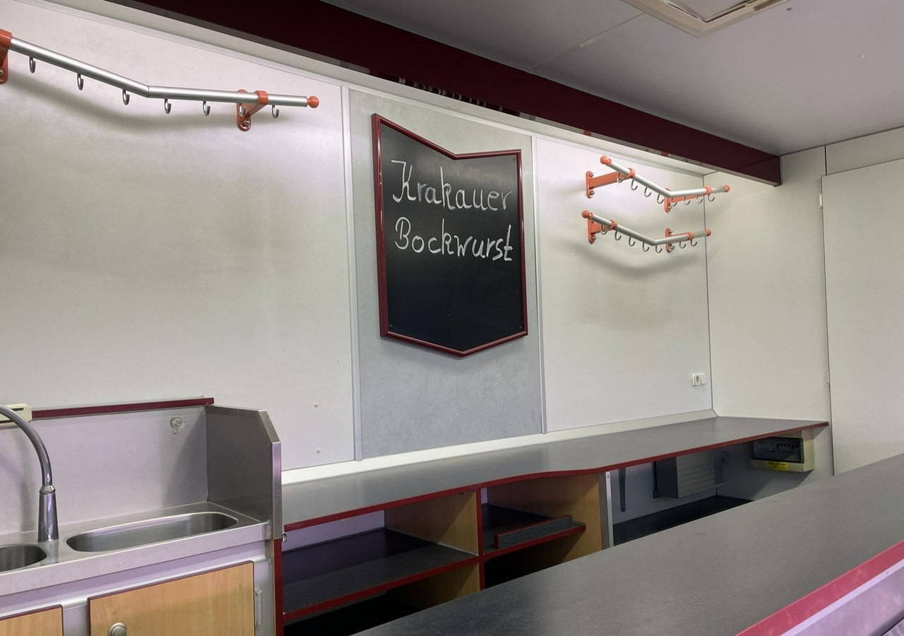 Fiat Ducato Autosklep Wędlin Gastronomiczny food truck foodtruck sklep Borco 200 - Vending truck: picture 3 Fiat Ducato Autosklep Wędlin Gastronomiczny food truck foodtruck sklep Borco 200 - Vending truck: picture 3