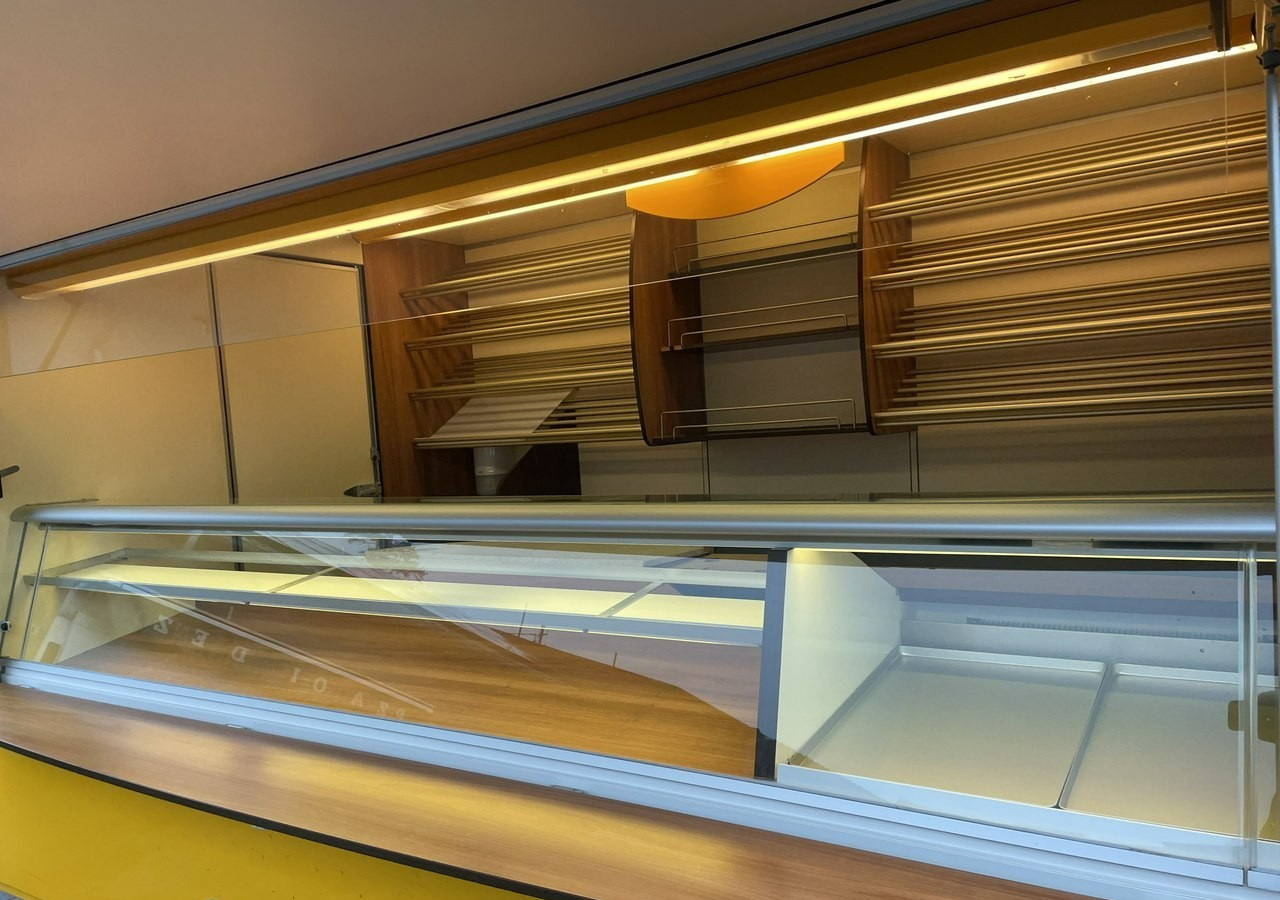 Fiat Ducato Autosklep piecz Gastronomiczny Food Truck Foodtruck sklep 132tkm Bor - Vending truck: picture 2 Fiat Ducato Autosklep piecz Gastronomiczny Food Truck Foodtruck sklep 132tkm Bor - Vending truck: picture 2