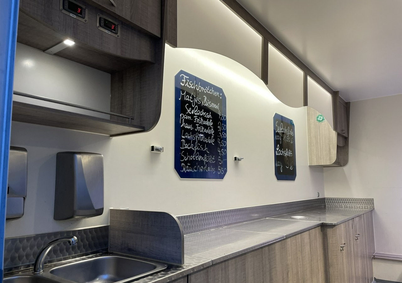 Fiat Ducato Autosklep wędlin Ryb Gastronomiczny Food Truck Foodtruck 116tkm 201 - Vending truck: picture 3 Fiat Ducato Autosklep wędlin Ryb Gastronomiczny Food Truck Foodtruck 116tkm 201 - Vending truck: picture 3