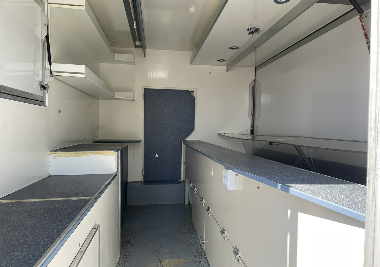 Fiat Ducato Ducato Autosklep wędlin Gastronomiczny Food Truck Foodtruck Sklep 20 - Vending truck: picture 2 Fiat Ducato Ducato Autosklep wędlin Gastronomiczny Food Truck Foodtruck Sklep 20 - Vending truck: picture 2