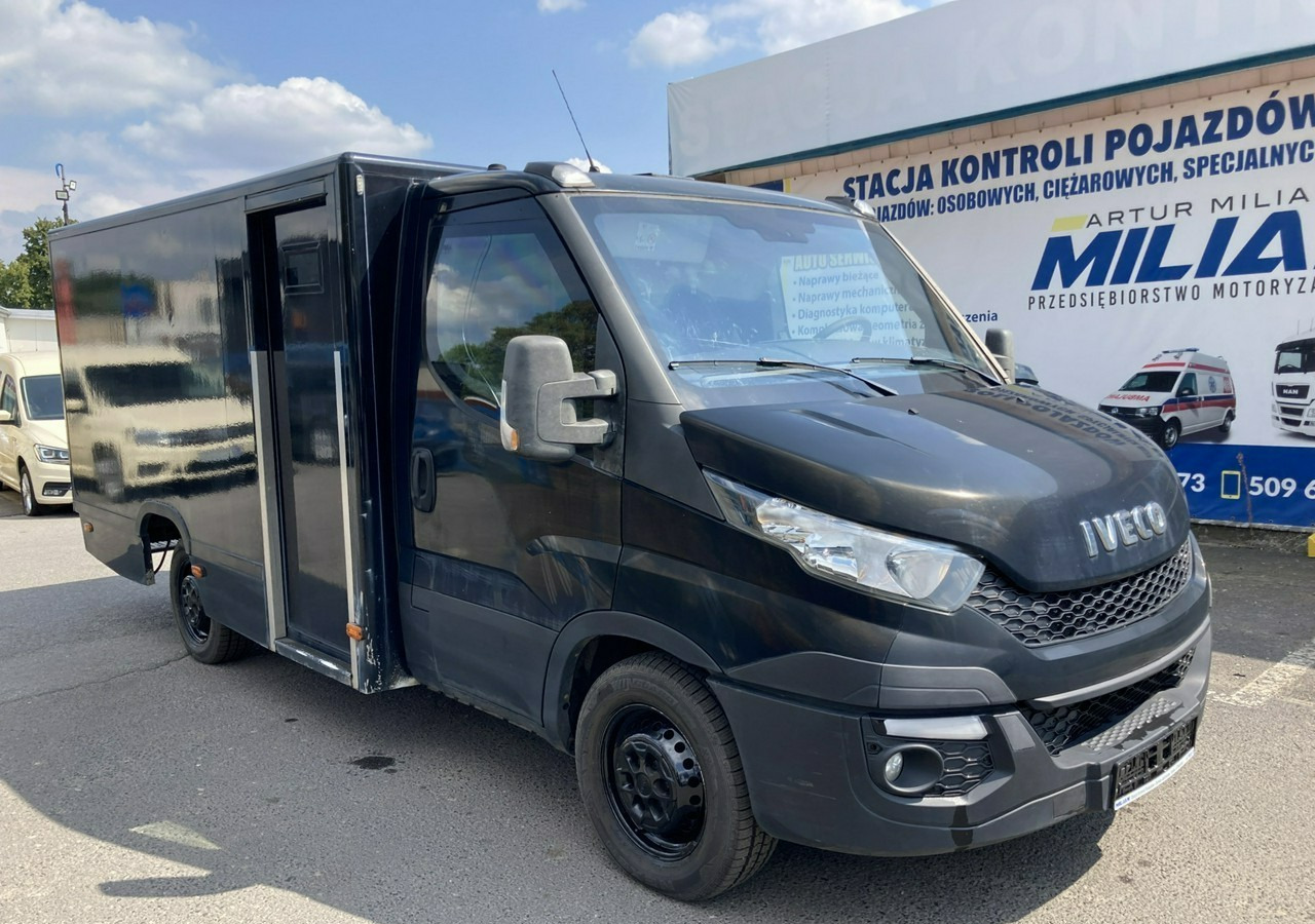 Iveco Daily Iveco 35-130 Bankowóz Kuloodporny Opanceżony pancerny 2015 - Cash in transit vehicle: picture 1 Iveco Daily Iveco 35-130 Bankowóz Kuloodporny Opanceżony pancerny 2015 - Cash in transit vehicle: picture 1