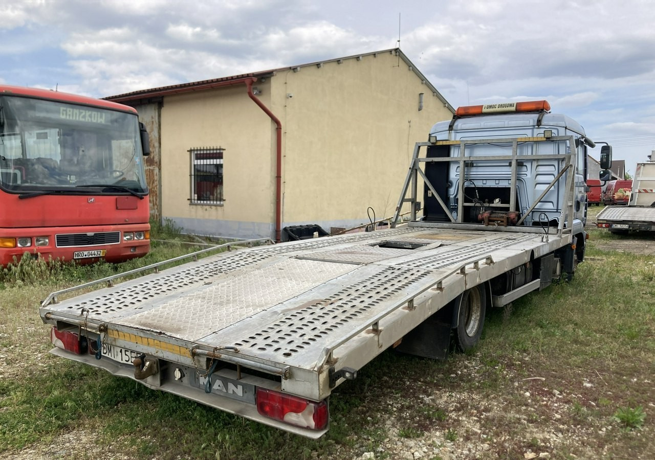 MAN TGL 8.210 Pomoc drogowa Autolaweta x 2 MAN TGL 8.210 Pomoc drogowa Autolaweta na 2 Auta 2005 - Tow truck: picture 4 MAN TGL 8.210 Pomoc drogowa Autolaweta x 2 MAN TGL 8.210 Pomoc drogowa Autolaweta na 2 Auta 2005 - Tow truck: picture 4