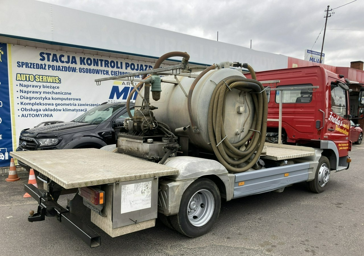 Mercedes-Benz Atego Atego716 Toitoi dowywozu WC Asanizacyjny Wuko Kanalizacja Toi Toi 20 - Vacuum truck: picture 2 Mercedes-Benz Atego Atego716 Toitoi dowywozu WC Asanizacyjny Wuko Kanalizacja Toi Toi 20 - Vacuum truck: picture 2