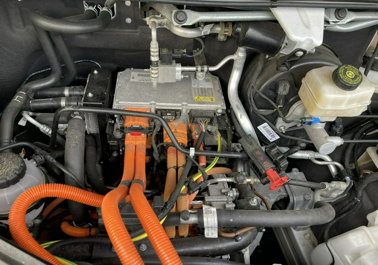 Panel van, Electric van Mercedes-Benz Sprinter Mercedes Sprinter Elektryk Model 2023: picture 6