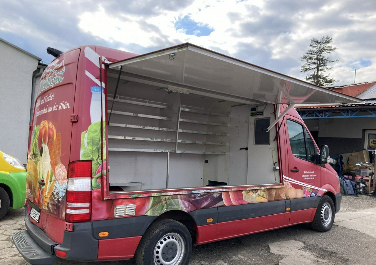 Mercedes-Benz Sprinter Sprinter Autosklep sklep bar Gastronomiczny Food Truck Foodtruck 201 - Vending truck: picture 3 Mercedes-Benz Sprinter Sprinter Autosklep sklep bar Gastronomiczny Food Truck Foodtruck 201 - Vending truck: picture 3