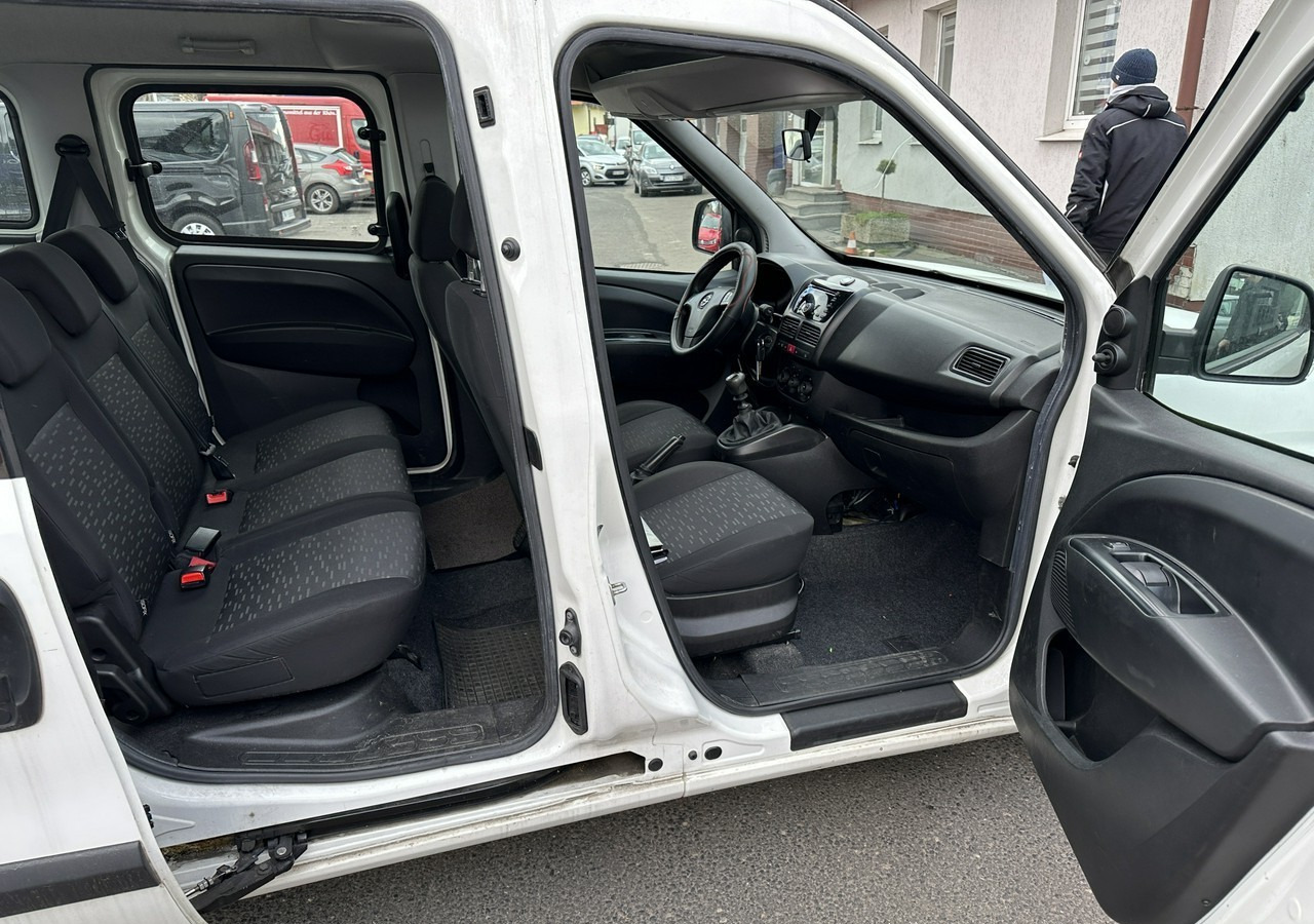 Car Opel Combo III 2.0CDTI Maxi Panorama Klima Kamera Webasto 2016: picture 7