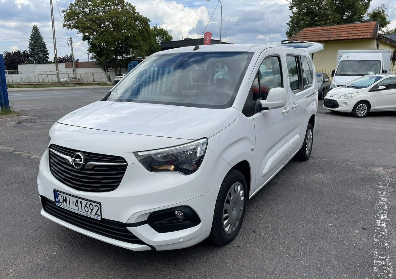 Opel Combo IV Combo Life Combo Life Maxi Niepełnosprawnych inwalida rampa PFRON Model - Car: picture 5 Opel Combo IV Combo Life Combo Life Maxi Niepełnosprawnych inwalida rampa PFRON Model - Car: picture 5