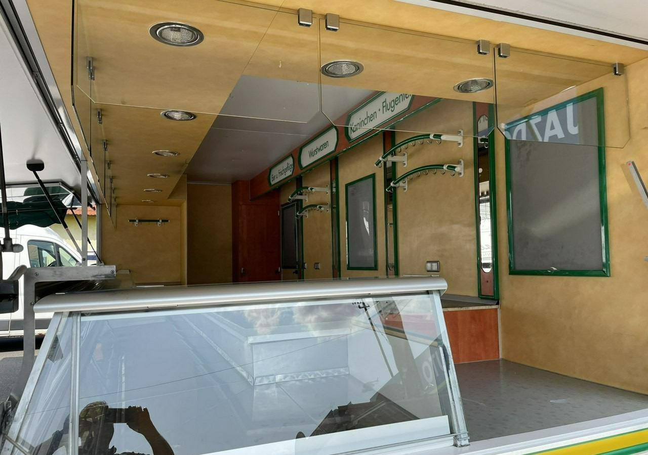 Fiat Ducato Autosklep wędlin Gastronomiczna food truck foodtruck sklep Borco 201 - Other machinery: picture 4 Fiat Ducato Autosklep wędlin Gastronomiczna food truck foodtruck sklep Borco 201 - Other machinery: picture 4