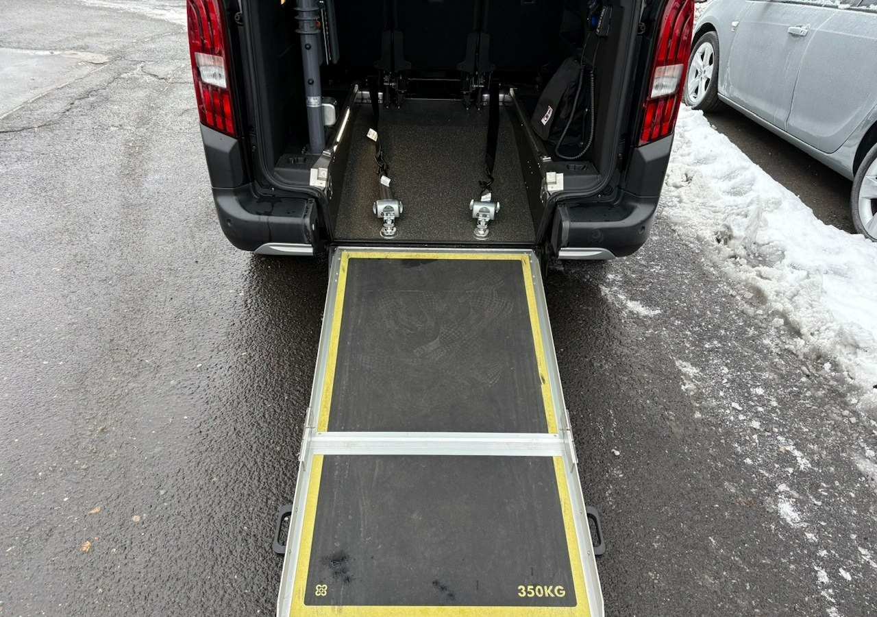 Peugeot Rifter Rifter Long 1,5HDI Automat dla Niepełnosprawnych Inwalida Rampa PFRO - Estate car: picture 4 Peugeot Rifter Rifter Long 1,5HDI Automat dla Niepełnosprawnych Inwalida Rampa PFRO - Estate car: picture 4