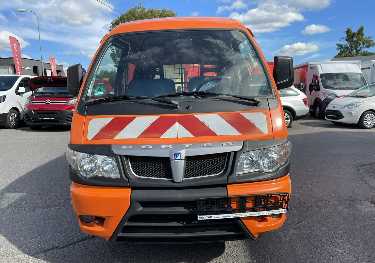 Piaggio Piaggio Porter Furgon 39348km 2x boczne drzwi 2012 - Panel van: picture 5 Piaggio Piaggio Porter Furgon 39348km 2x boczne drzwi 2012 - Panel van: picture 5