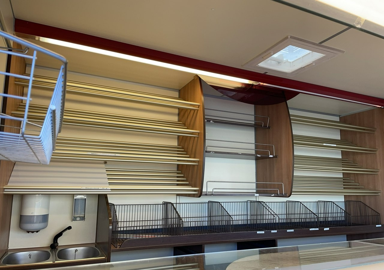 Renault Master Autosklep Sklep Gastronomiczny Food Truck Foodtruck 117tkm Borco 201 - Vending truck: picture 2 Renault Master Autosklep Sklep Gastronomiczny Food Truck Foodtruck 117tkm Borco 201 - Vending truck: picture 2