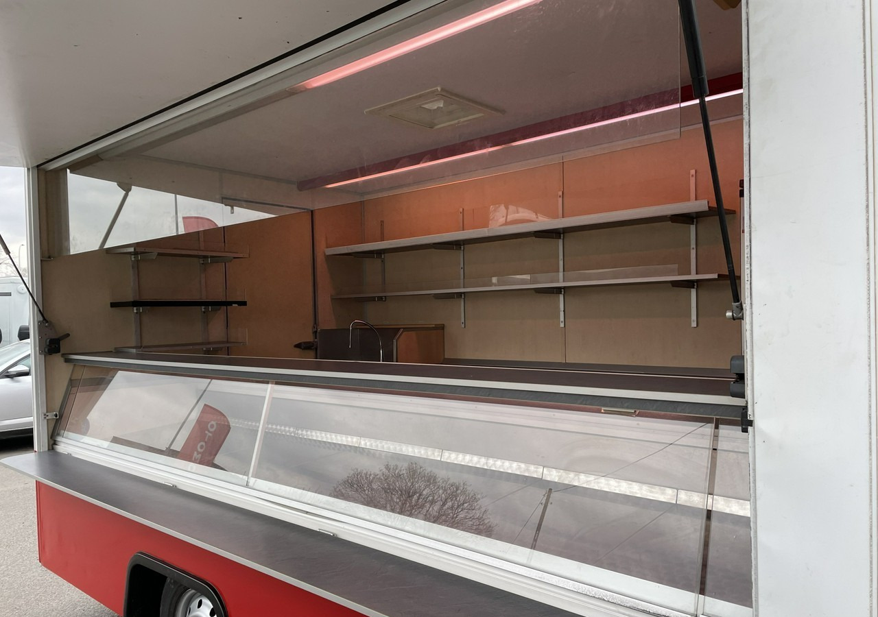 Renault Master Master Autosklep wędli Gastronomiczny Food Truck Foodtruck BORCO 200 - Vending truck: picture 5 Renault Master Master Autosklep wędli Gastronomiczny Food Truck Foodtruck BORCO 200 - Vending truck: picture 5
