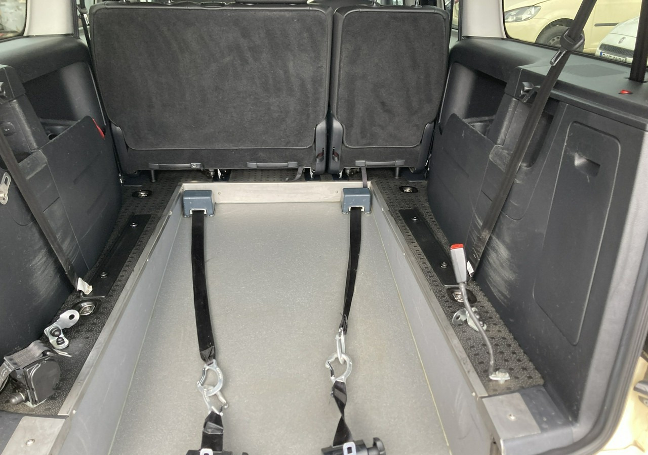 Car Volkswagen Caddy III Caddy 2.0 dla Niepełnosprawnych inwalida rampa Model 2020 Pfron: picture 10