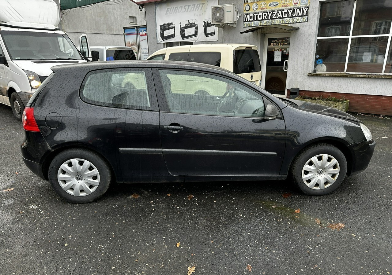Volkswagen Golf V Golf V 1,4-80KM Klima 2007 - Hatchback: picture 4 Volkswagen Golf V Golf V 1,4-80KM Klima 2007 - Hatchback: picture 4