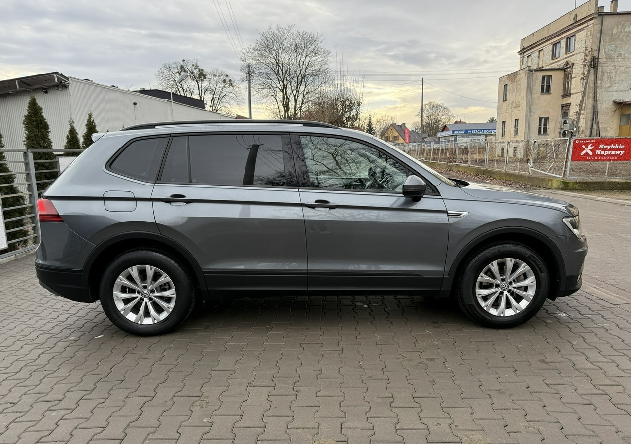Volkswagen Tiguan II 1,4TSI 150KM 65tyśkm 7osobowy Comfort Tempomat ACC Klima Alu 2018 - Car: picture 5 Volkswagen Tiguan II 1,4TSI 150KM 65tyśkm 7osobowy Comfort Tempomat ACC Klima Alu 2018 - Car: picture 5