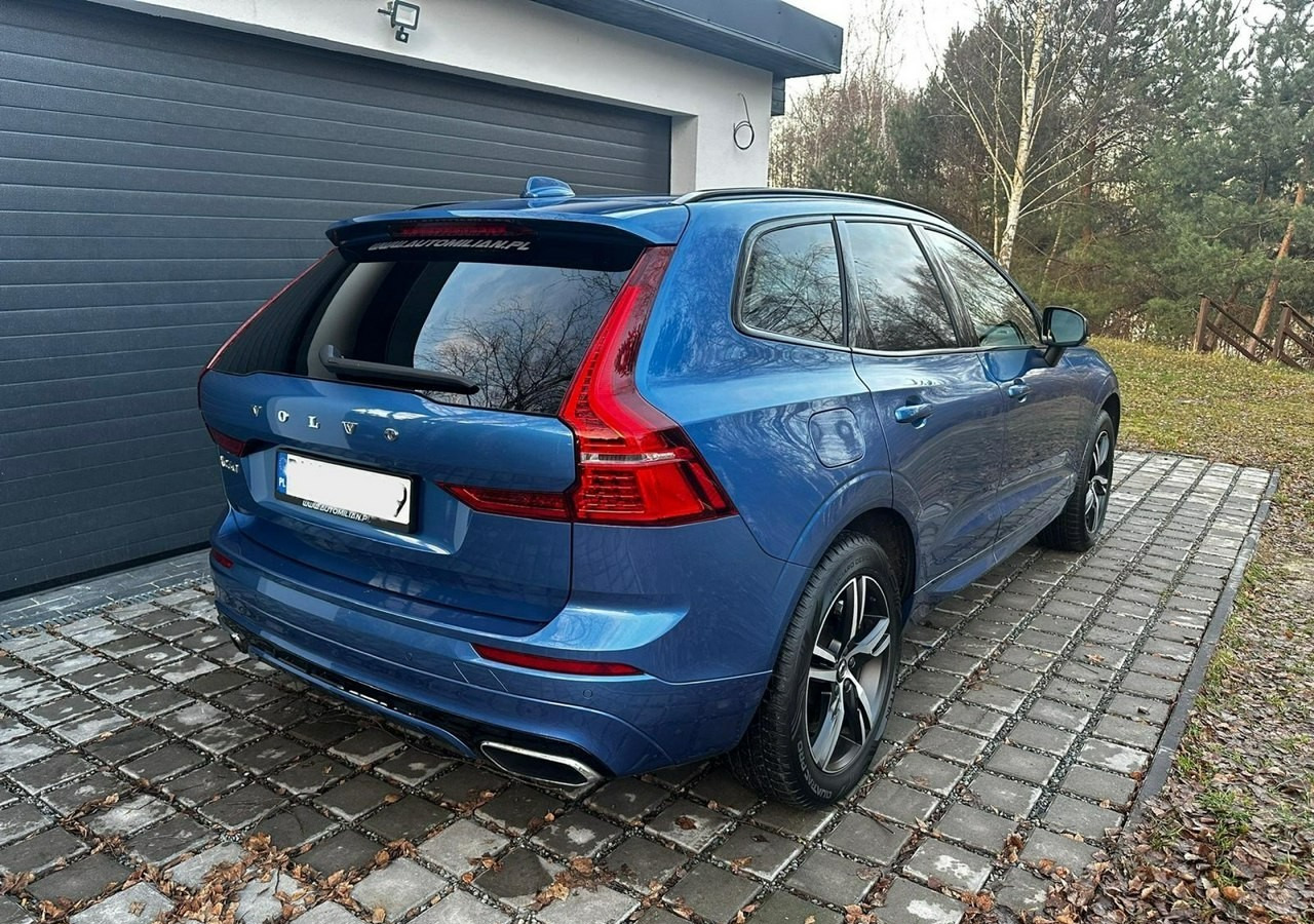 Volvo XC60 II XC60 R-design 2.0D5 235KM Automat Navi Kamery360 Panorama HAK Harman - SUV: picture 5 Volvo XC60 II XC60 R-design 2.0D5 235KM Automat Navi Kamery360 Panorama HAK Harman - SUV: picture 5
