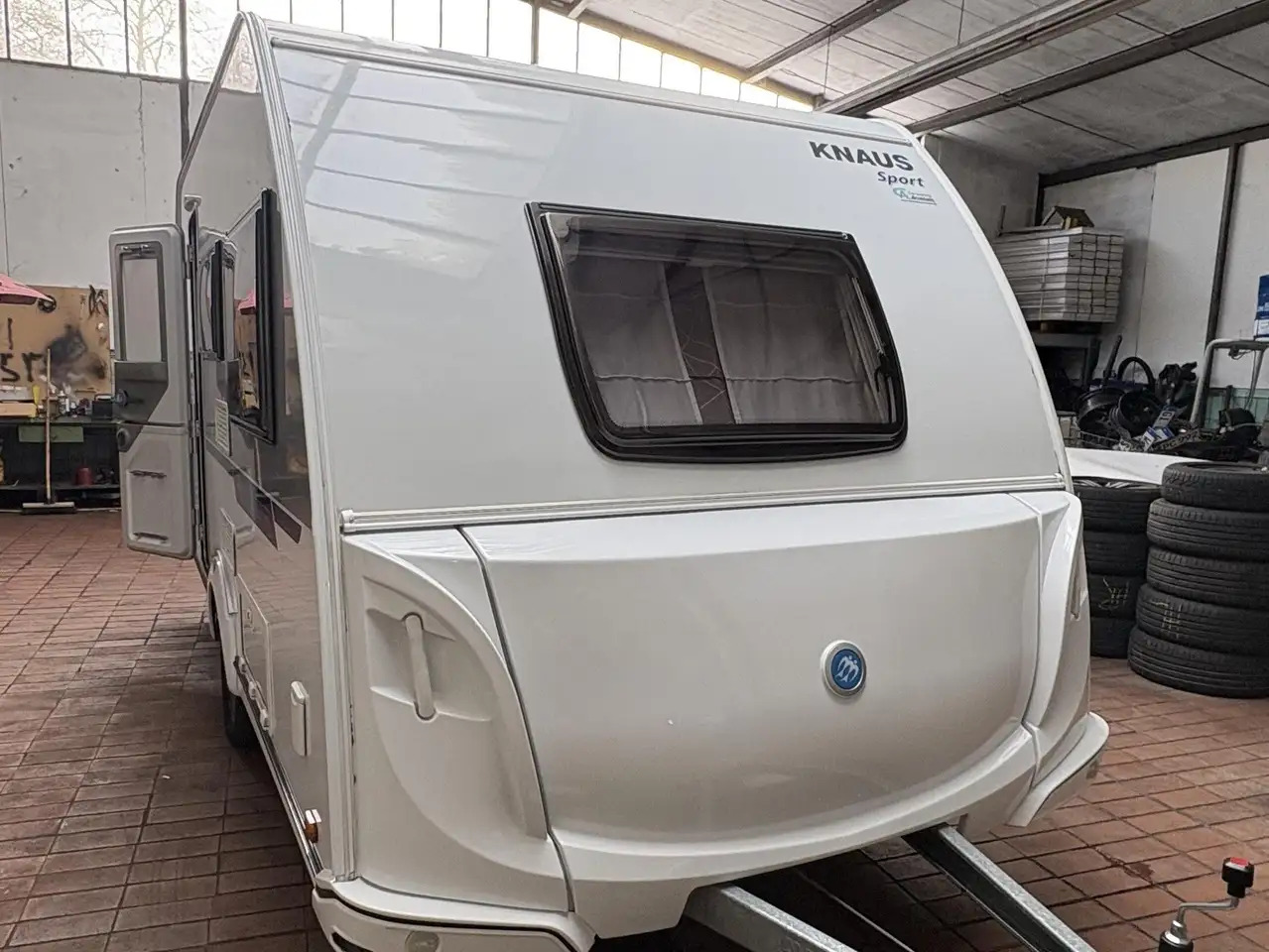 Knaus 400 LK Sport Edition - Caravan: picture 1 Knaus 400 LK Sport Edition - Caravan: picture 1