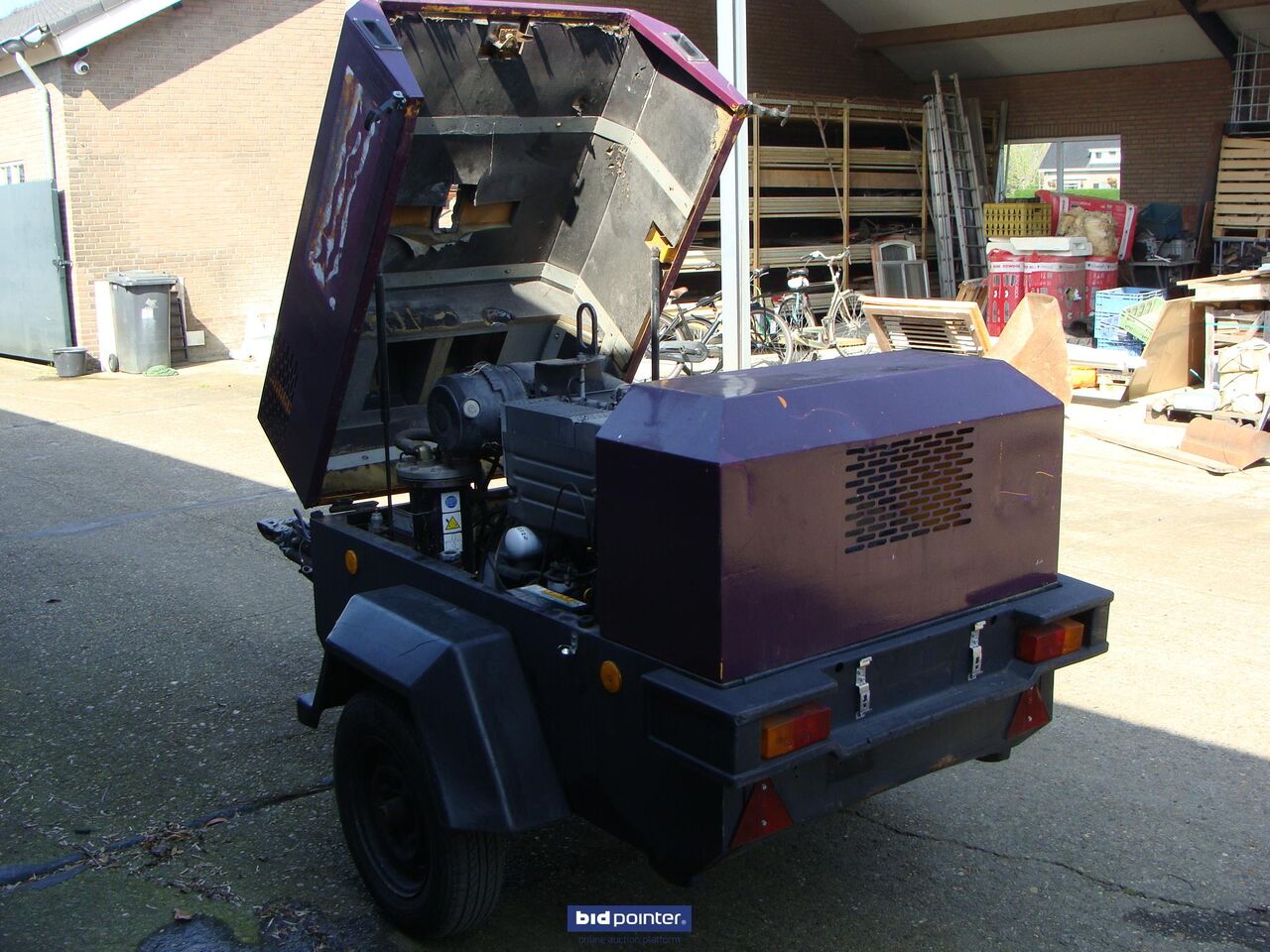INGERSOLL RAND - Air compressor: picture 5 INGERSOLL RAND - Air compressor: picture 5