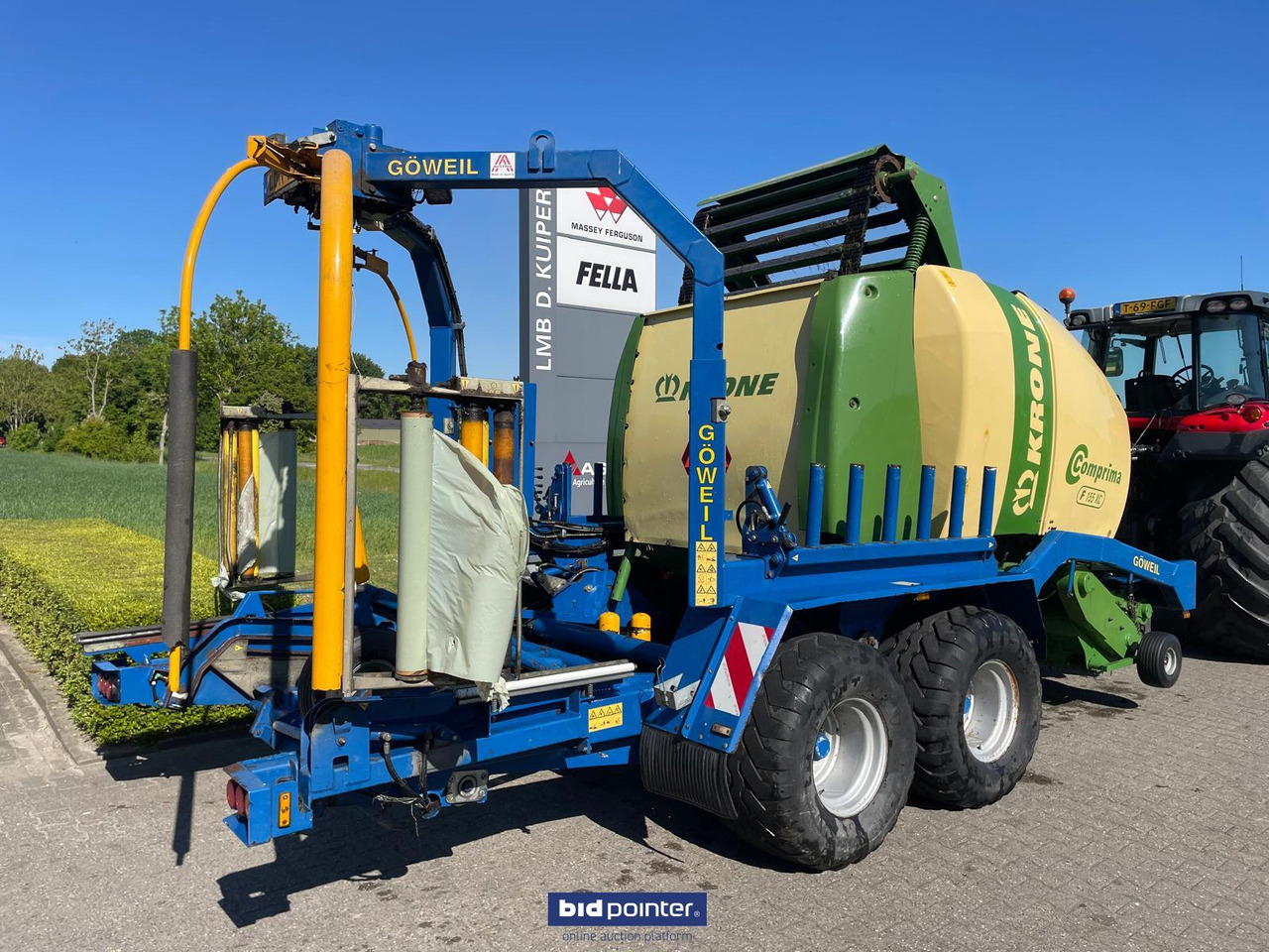 Krone Comprima F 155 XC - Round baler: picture 5 Krone Comprima F 155 XC - Round baler: picture 5