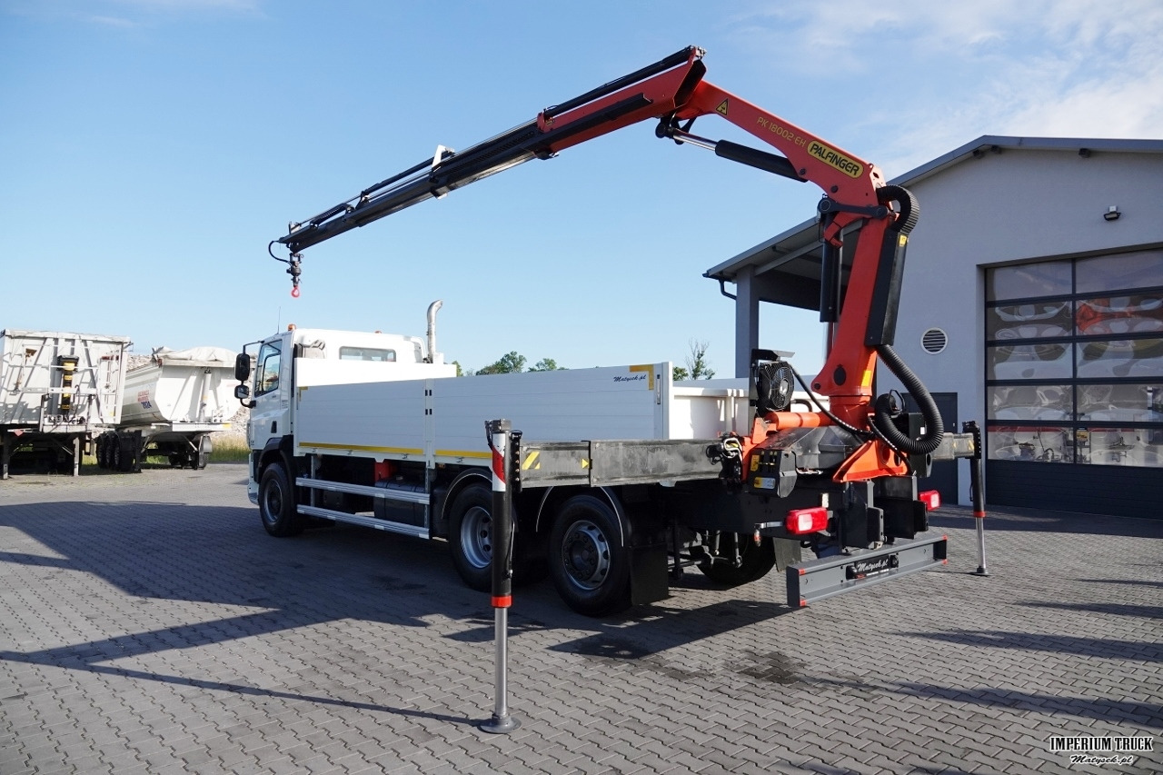 DAF CF 370 / 6x2 / SKRZYNIOWY - paka: 6,4 m / + HDS PALFINGER PK 18002 - max 6 000 kg / PILOT / EURO 6 / OŚ PODNOSZONA - Dropside/ Flatbed truck, Crane truck: picture 4 DAF CF 370 / 6x2 / SKRZYNIOWY - paka: 6,4 m / + HDS PALFINGER PK 18002 - max 6 000 kg / PILOT / EURO 6 / OŚ PODNOSZONA - Dropside/ Flatbed truck, Crane truck: picture 4