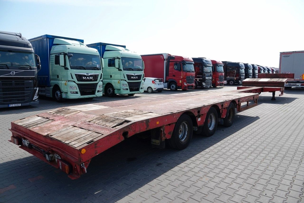 Faymonville NISKOPODWOZIE / STN-3A / ROZCIĄGANA / LAWETA / - Low loader semi-trailer: picture 4 Faymonville NISKOPODWOZIE / STN-3A / ROZCIĄGANA / LAWETA / - Low loader semi-trailer: picture 4
