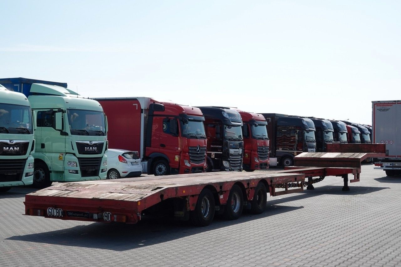 Faymonville NISKOPODWOZIE / STN-3A / ROZCIĄGANA / LAWETA / - Low loader semi-trailer: picture 5 Faymonville NISKOPODWOZIE / STN-3A / ROZCIĄGANA / LAWETA / - Low loader semi-trailer: picture 5