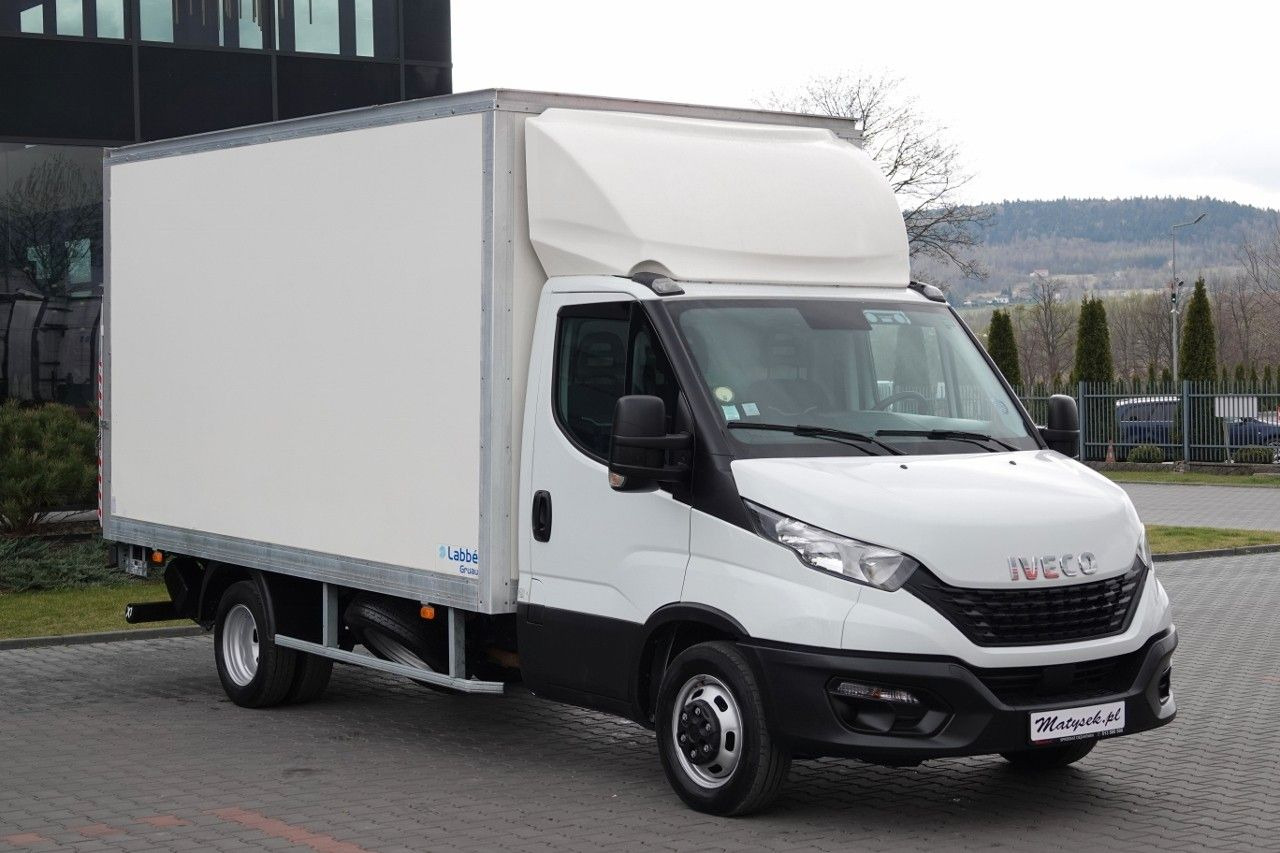Iveco DAILY 3.0 / KONTENER-FURGON / WINDA 750 KG / DMC - Refrigerated delivery van: picture 2 Iveco DAILY 3.0 / KONTENER-FURGON / WINDA 750 KG / DMC - Refrigerated delivery van: picture 2