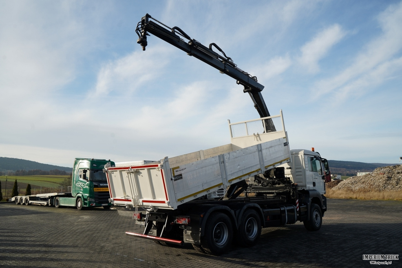 MAN TGS 33.360 / 6x4 / WYWROTKA TYLNOZSYPOWA 5,8 M + HDS HIAB XS 122 / STEROWANIE RADIOWE / HDS ZA KABINĄ / EURO 5 / MANUAL - Tipper, Crane truck: picture 4 MAN TGS 33.360 / 6x4 / WYWROTKA TYLNOZSYPOWA 5,8 M + HDS HIAB XS 122 / STEROWANIE RADIOWE / HDS ZA KABINĄ / EURO 5 / MANUAL - Tipper, Crane truck: picture 4