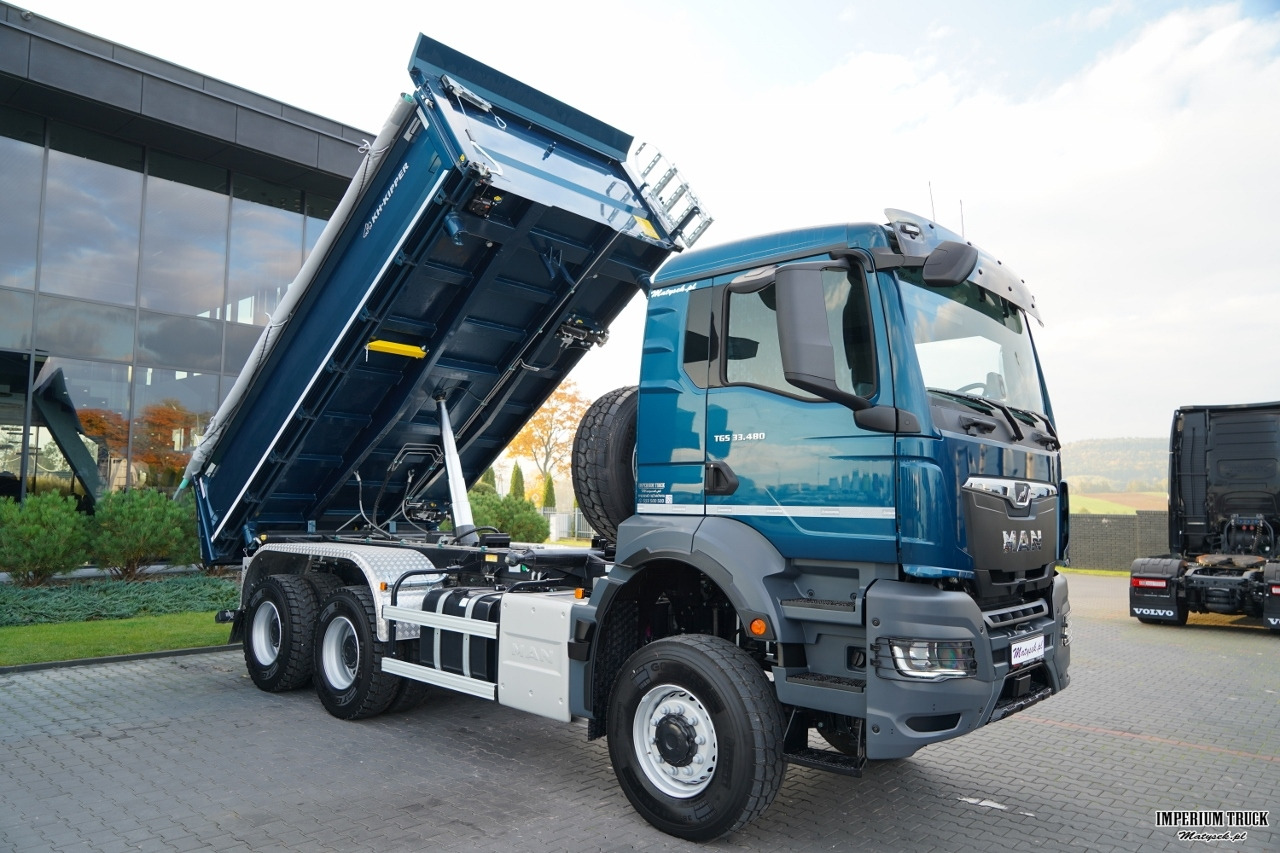 MAN TGS 33.480 / 6X6 / WYWROTKA 3 STRONNA / BORDMATIC / HYDROBURTA / KH KIPPER / AUTOMAT / FABRYCZNIE NOWY / DOSTĘPNY OD RĘKI / - Tipper: picture 4 MAN TGS 33.480 / 6X6 / WYWROTKA 3 STRONNA / BORDMATIC / HYDROBURTA / KH KIPPER / AUTOMAT / FABRYCZNIE NOWY / DOSTĘPNY OD RĘKI / - Tipper: picture 4