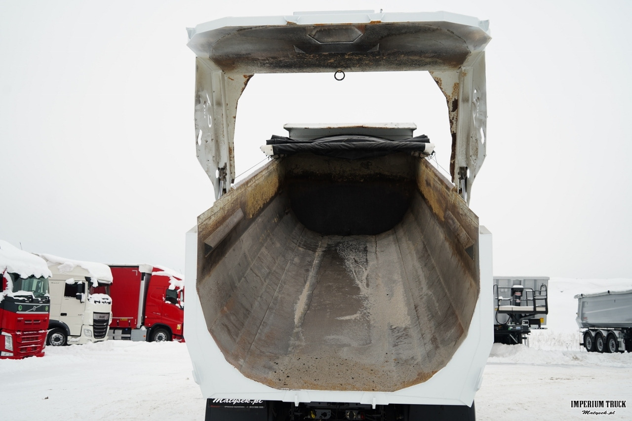 MAN TGS 35.420 / 8X4 / WYWROTKA TYLNOZSYPOWA / HYDROKLAPA / PLANDEKA ELEKTRYCZNA / AUTOMAT / EURO 6 - Tipper: picture 5 MAN TGS 35.420 / 8X4 / WYWROTKA TYLNOZSYPOWA / HYDROKLAPA / PLANDEKA ELEKTRYCZNA / AUTOMAT / EURO 6 - Tipper: picture 5