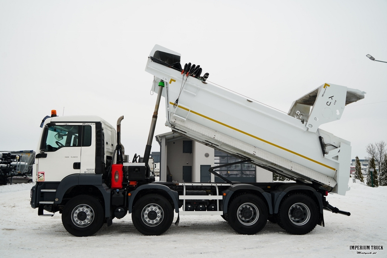 MAN TGS 35.420 / 8X4 / WYWROTKA TYLNOZSYPOWA / HYDROKLAPA / PLANDEKA ELEKTRYCZNA / AUTOMAT / EURO 6 - Tipper: picture 3 MAN TGS 35.420 / 8X4 / WYWROTKA TYLNOZSYPOWA / HYDROKLAPA / PLANDEKA ELEKTRYCZNA / AUTOMAT / EURO 6 - Tipper: picture 3