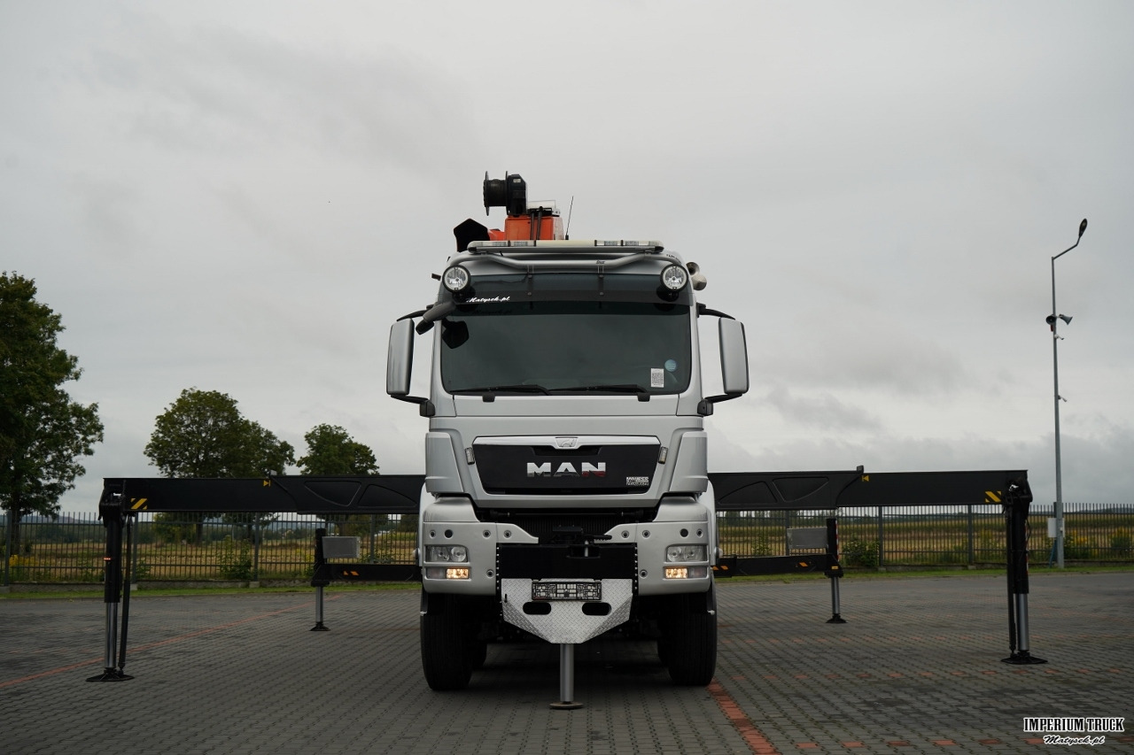 MAN TGS 41.480 / 8X6 / SKRZYNIOWY + HDS PALFINGER PK 92002-SH F + FLY JIB 170 E / WYSIĘG 34 M / MAX UDŹWIG 26 000 KG / STEROWANIE RADIOWE / 5 PODPÓR / 7 FUNKCJI / FULL SERWIS MAN / FULL SERWIS PALFING - Dropside/ Flatbed truck, Crane truck: picture 5 MAN TGS 41.480 / 8X6 / SKRZYNIOWY + HDS PALFINGER PK 92002-SH F + FLY JIB 170 E / WYSIĘG 34 M / MAX UDŹWIG 26 000 KG / STEROWANIE RADIOWE / 5 PODPÓR / 7 FUNKCJI / FULL SERWIS MAN / FULL SERWIS PALFING - Dropside/ Flatbed truck, Crane truck: picture 5