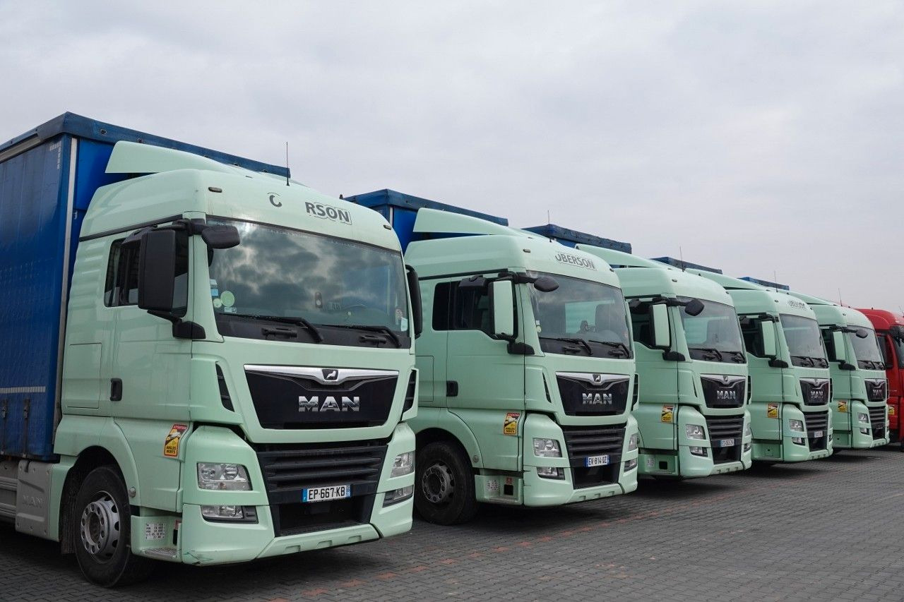 MAN TGX 26.460 / ZESTAW TANDEM PRZEJAZDOWY / 120 M3 - Curtain side truck: picture 2 MAN TGX 26.460 / ZESTAW TANDEM PRZEJAZDOWY / 120 M3 - Curtain side truck: picture 2