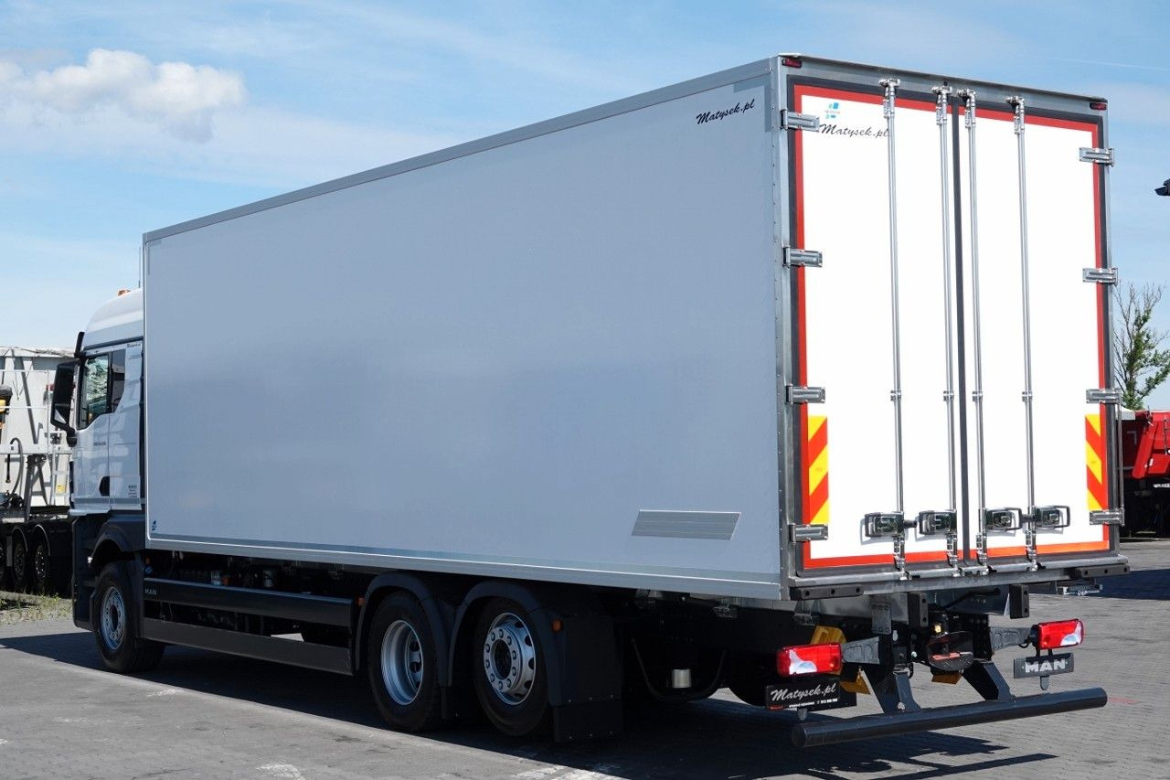 MAN TGX 26.520 / 6x2 / CHŁODNIA -8,6 M / AGREGAT THE - Box truck: picture 3 MAN TGX 26.520 / 6x2 / CHŁODNIA -8,6 M / AGREGAT THE - Box truck: picture 3