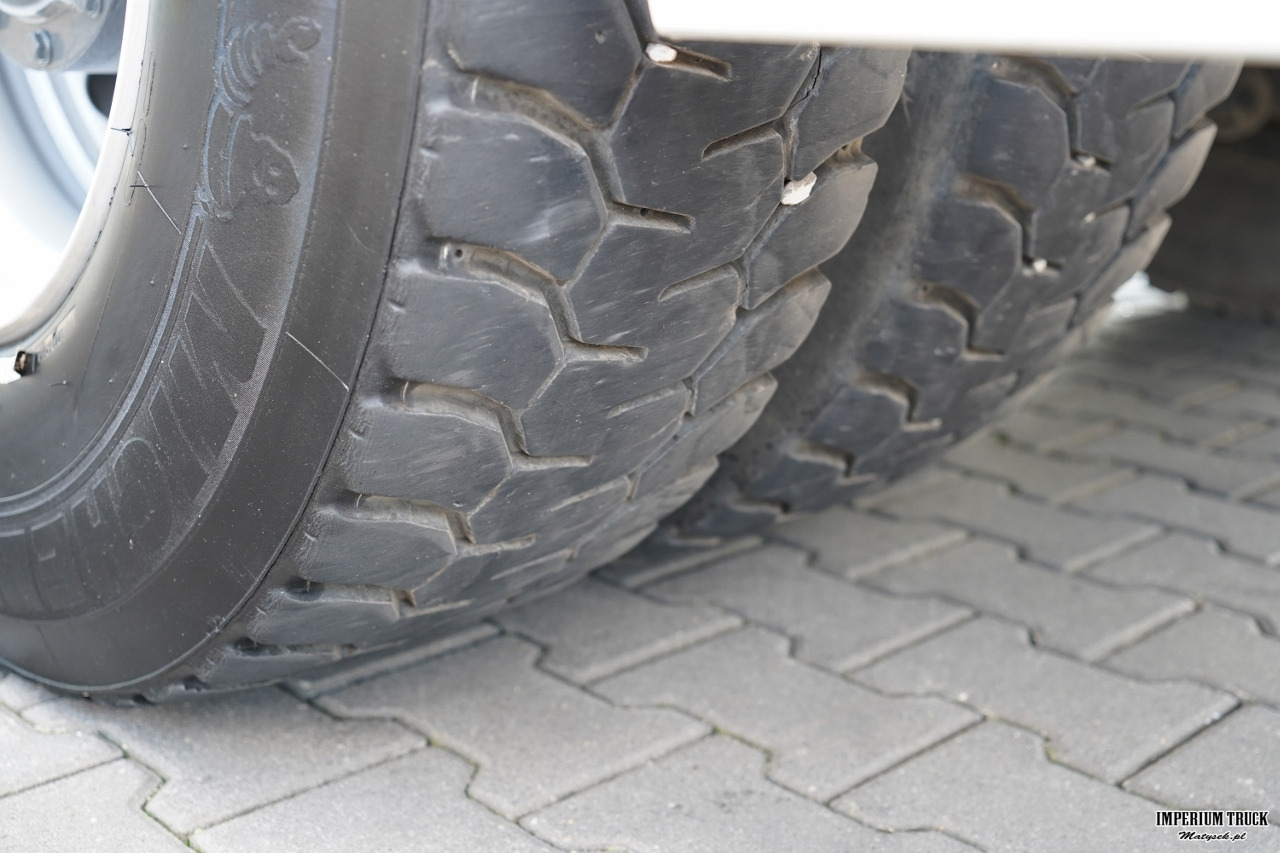 Dropside/ Flatbed truck, Crane truck MERCEDES ACTROS 2636 / 6x4 / SKRZYNIOWY 7 M + HDS HIAB 211- WYSÓW 12,6 M / MOCNA PODŁOGA / STEROWANIE RADIOWE / ROTATOR / SPROWADZONY: picture 32