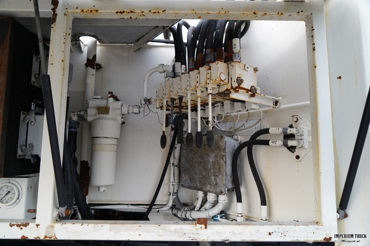 Concrete pump truck MERCEDES ACTROS 2636 / POMPA SERMAC 5Z37 / 37 METRÓW / STEROWANIE RADIOWE / EPS + SPRZĘGŁO: picture 15