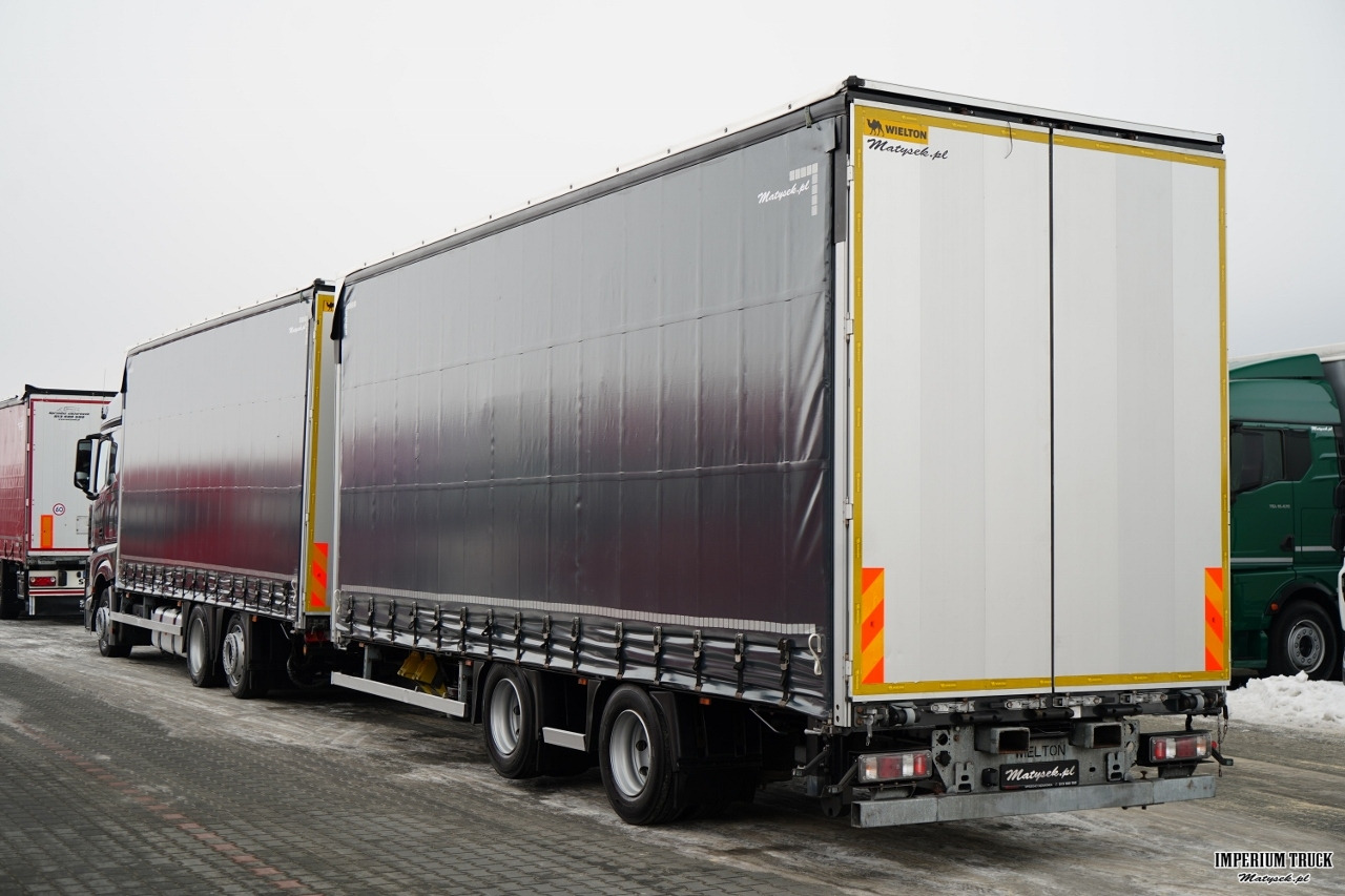 MERCEDES-BENZ ACTROS 2545 / ZESTAW TANDEM 120 M3 / STREAM SPACE / OŚ SKRETNA / WIELTON / ZAWIESIE NA WÓZEK / - Curtain side truck: picture 2 MERCEDES-BENZ ACTROS 2545 / ZESTAW TANDEM 120 M3 / STREAM SPACE / OŚ SKRETNA / WIELTON / ZAWIESIE NA WÓZEK / - Curtain side truck: picture 2