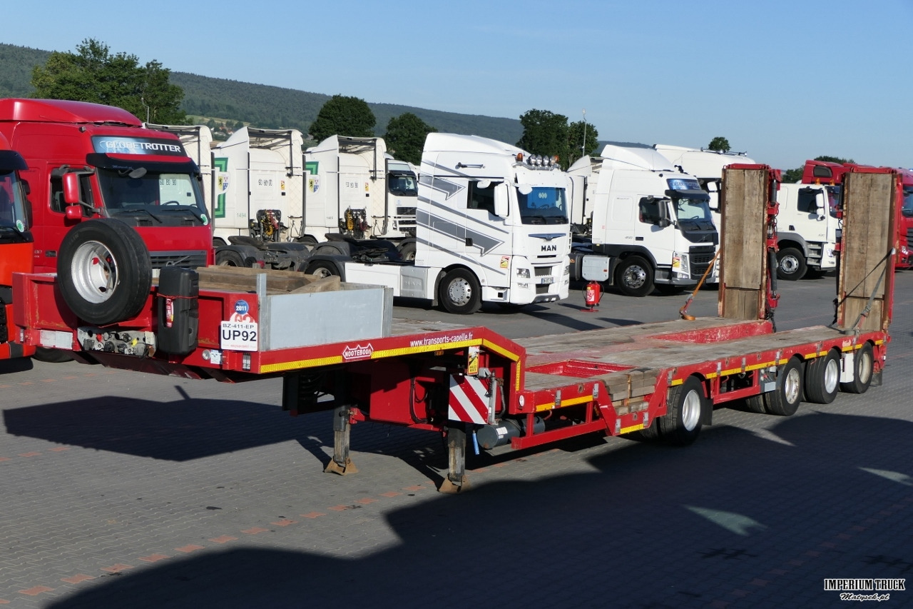 NOTEBOOM NISKOPODWOZIE LAWETA / 4 OSIOWA / DMC: 73500 KG / NAJAZDY HYDRAULICZNE / OŚ PODNOSZONA / - Low loader semi-trailer: picture 1 NOTEBOOM NISKOPODWOZIE LAWETA / 4 OSIOWA / DMC: 73500 KG / NAJAZDY HYDRAULICZNE / OŚ PODNOSZONA / - Low loader semi-trailer: picture 1