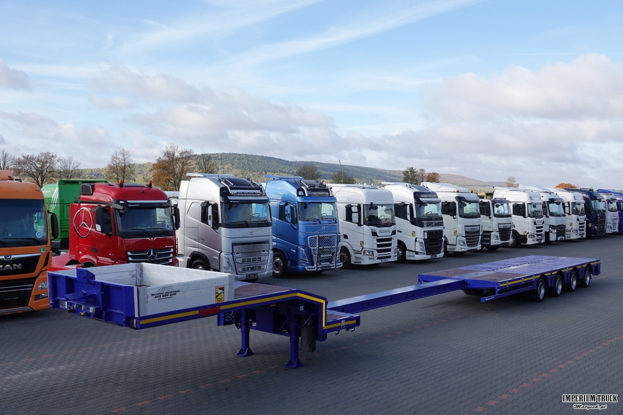 Noteboom / NISKOPODWOZIE / ROZCIĄGANA / 4 OSIOWA / OSIE SKRĘTNE / SAF - Dropside/ Flatbed semi-trailer: picture 1 Noteboom / NISKOPODWOZIE / ROZCIĄGANA / 4 OSIOWA / OSIE SKRĘTNE / SAF - Dropside/ Flatbed semi-trailer: picture 1