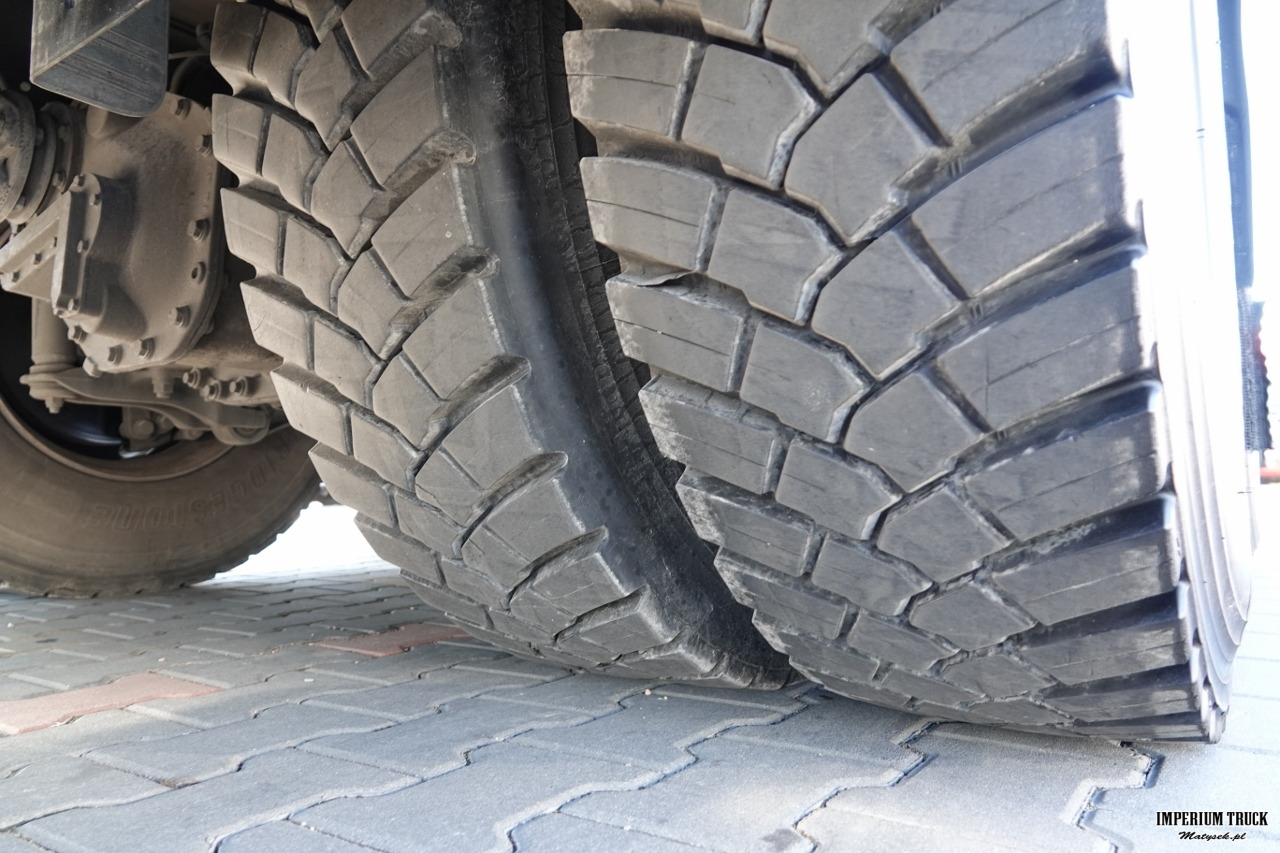 Dropside/ Flatbed truck, Crane truck RENAULT C 430 / 8x4 / SKRZYNIOWY 7 M + HDS PALFINGER 33002 -wysów: 14,5 M / UDŹWIG 9800 KG / STEROWANIE RADIOWE / ROTATOR / EURO 6: picture 26